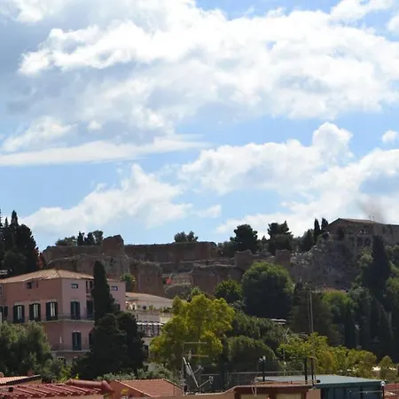 Apartament Loft Via Calapitrulli *