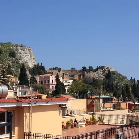 Loft Via Calapitrulli Taormina